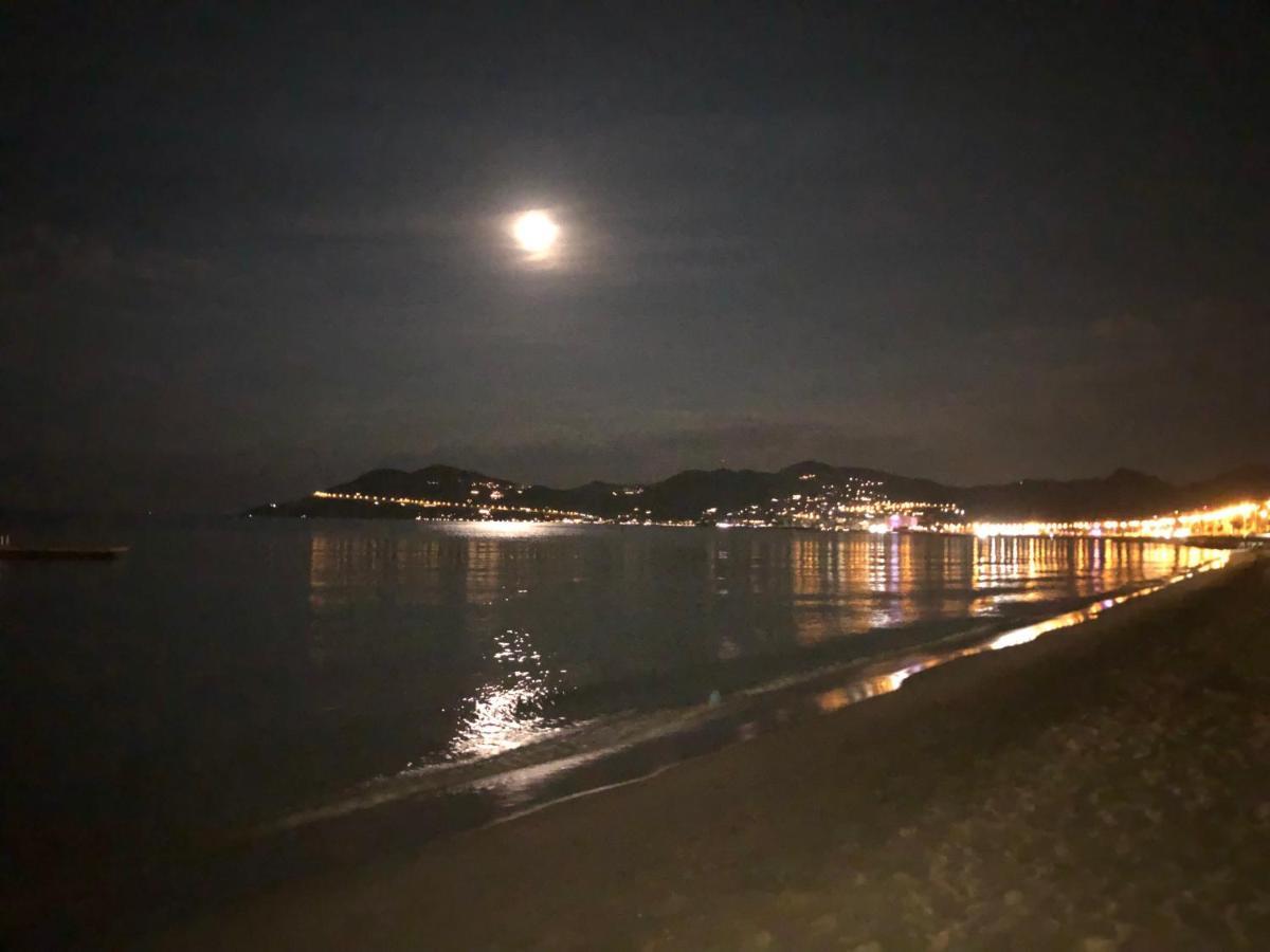 Vacances Paradisiaques, Plage Cannes Boccacabana, Studio Luaran gambar